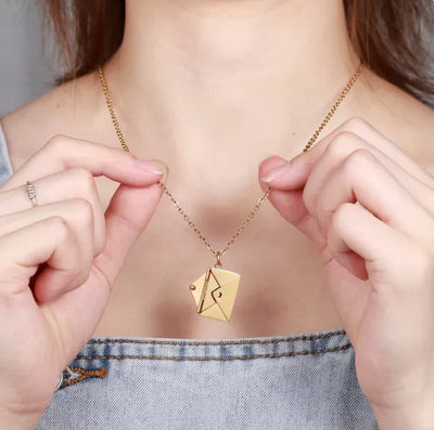 ALURA™  - ENVELOPE LOVE LETTER NECKLACE